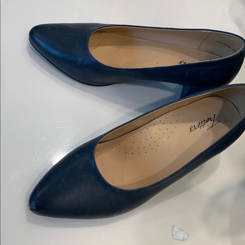 Stylish Navy Blue Heels 10 Wide